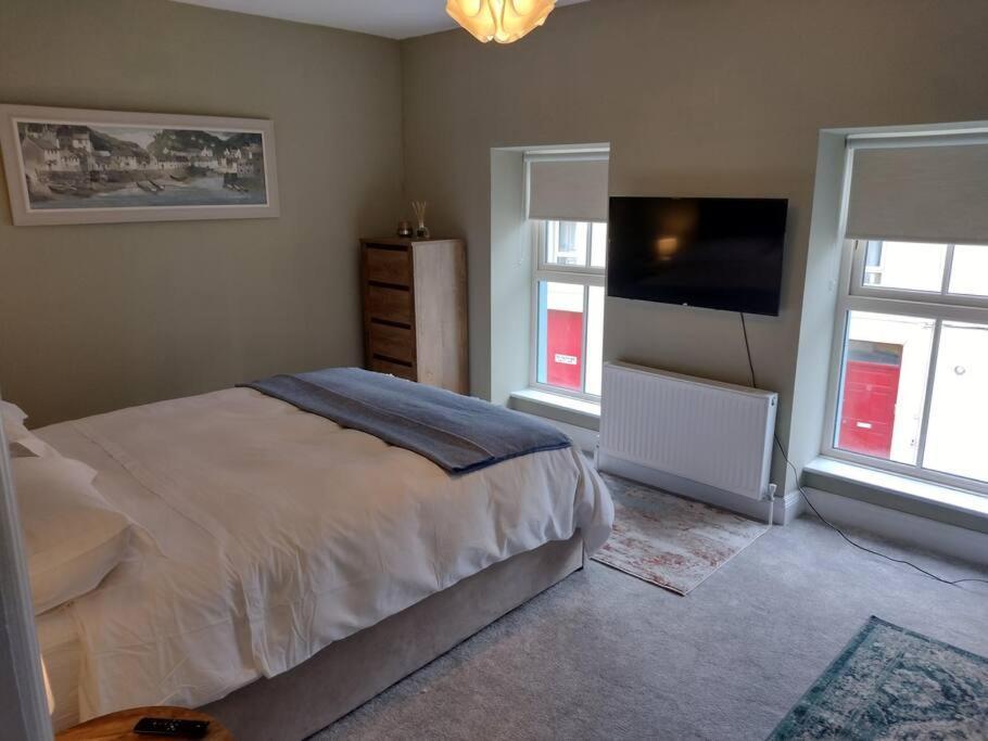 White Birds Townhouse In Sligo Town Center Apartman Kültér fotó
